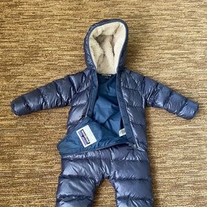 Patagonia infant hi-loft down bunting